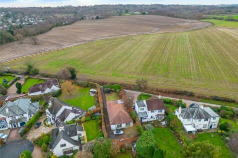 Wayside Mount, Scarcroft, LS14 4 bed bungalow for sale