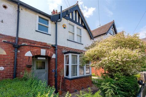Green Lane, Collingham, LS22 3 bed semi