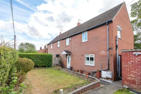 South Mount, East Keswick, LS17 3 bed semi