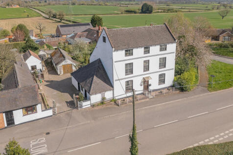 Kirkby Mallory LE9 5 bed detached house for sale