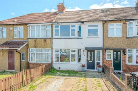 3 bedroom terraced house for sale