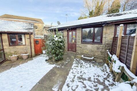 2 bedroom semi-detached bungalow for sale