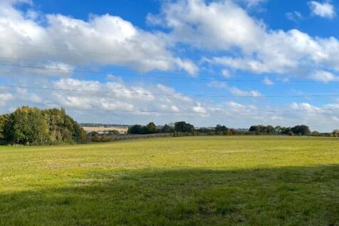 2.1 acres of land in Markyate, St.... Land for sale