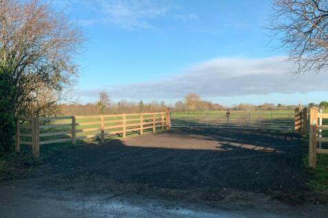 5 acres of land in Tring... Land for sale