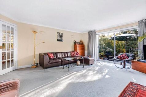 Mountain Ash, Marlow Bottom, SL7 3 bed bungalow for sale