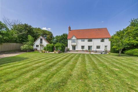 Chalfont Drive, Benhall, Saxmundham... 5 bed detached house for sale