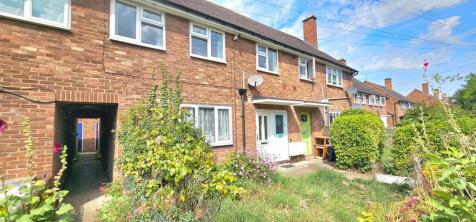 1 bedroom maisonette for sale
