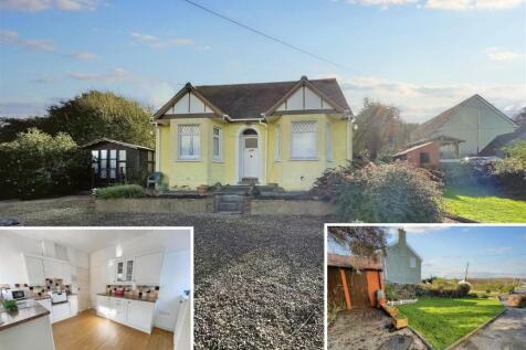 Carmarthen Road, Ferryside 2 bed detached bungalow for sale