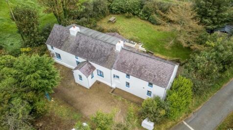4 bedroom cottage for sale