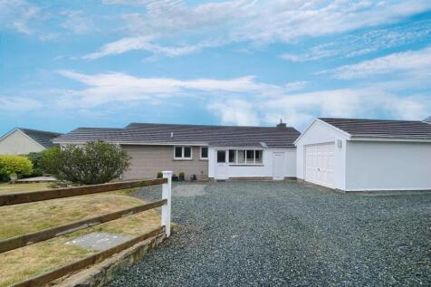 Llanungar Lane, Solva, Haverfordwest 3 bed detached bungalow for sale
