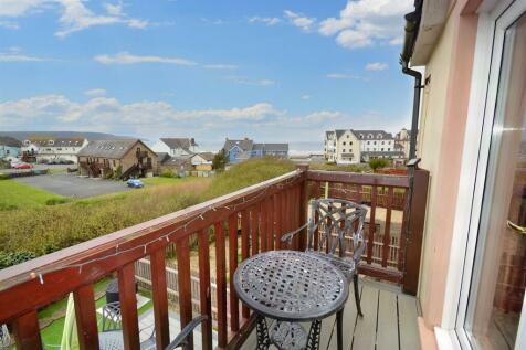 Puffin Way, Broad Haven, Haverfordwest 3 bed townhouse for sale