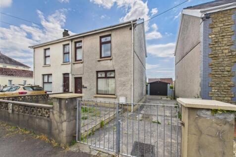 Heol Llanelli, Pontyates, Llanelli 3 bed semi