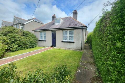 2 bedroom detached bungalow for sale