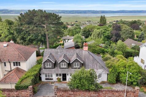 Dawstone Road, Gayton, Wirral 4 bed detached house for sale