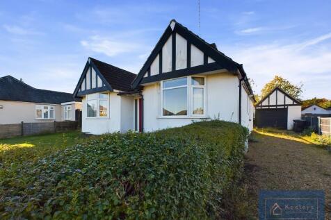 2 bedroom detached bungalow for sale