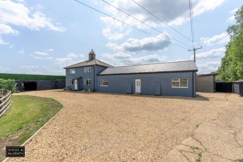 5 bedroom detached house for sale