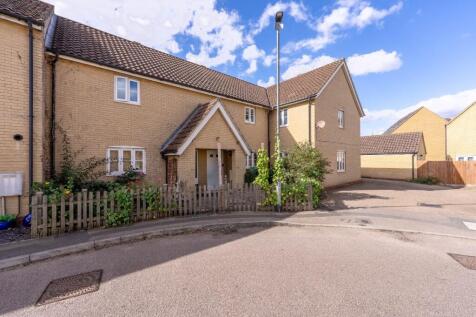 2 bedroom maisonette for sale