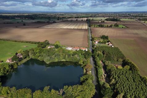 Moor Lane, Shipton By Beningbrough, York 2 bed house for sale