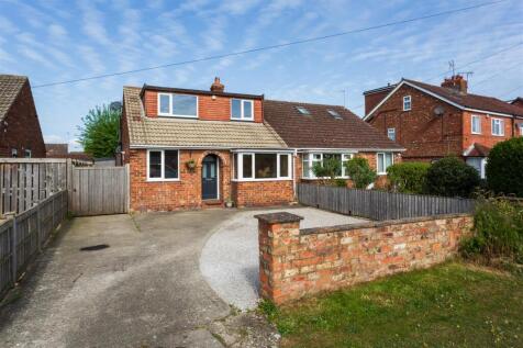 Usher Lane, Haxby, York, YO32 3LA 4 bed semi
