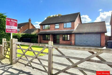 4 bedroom detached house for sale