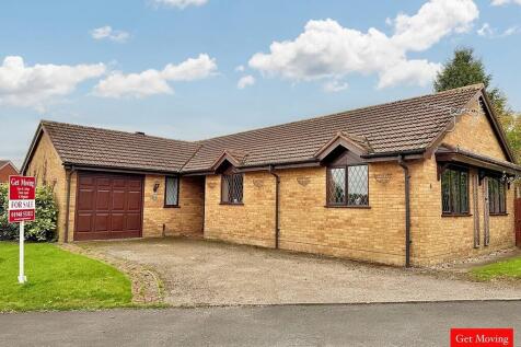 3 bedroom detached bungalow for sale