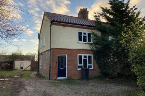 2 bedroom semi-detached house for sale