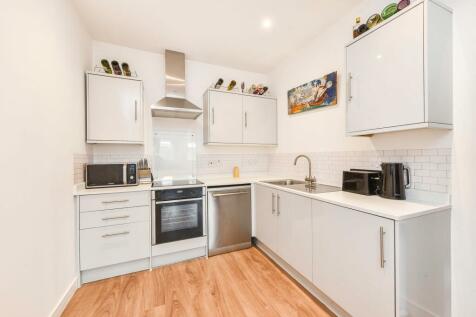 1 bedroom flat for sale