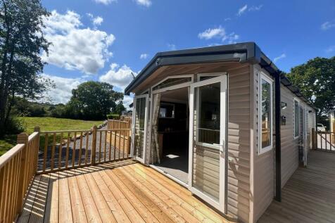 Cheriton Bishop Devon 2 bed static caravan for sale