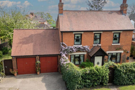 Worcester WR2 3 bed detached house for sale