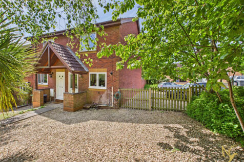 Worcester WR4 2 bed end of terrace house for sale