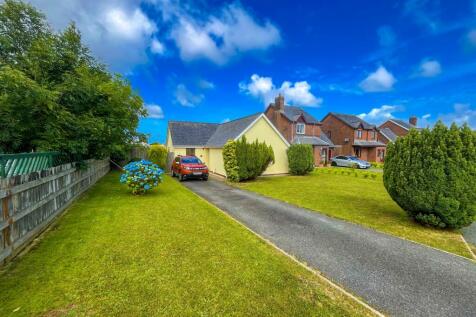 Tudor Gardens, Merlins Bridge... 3 bed bungalow for sale
