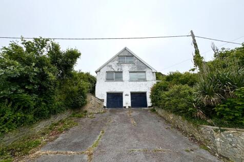 Penally, Tenby, Pembrokeshire, SA70 4 bed detached house for sale