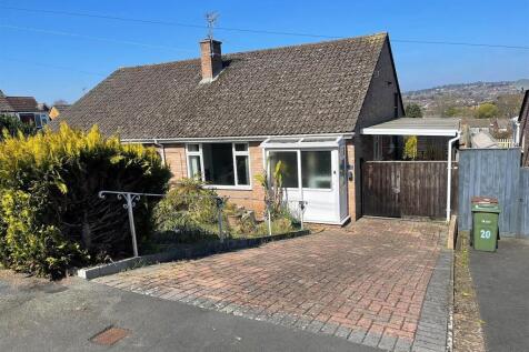 2 bedroom semi-detached bungalow for sale