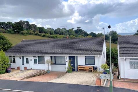 Whitchurch Avenue, Exeter EX2 3 bed semi