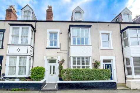 Trevor Street, Llandudno, Conwy, LL30 4 bed terraced house for sale