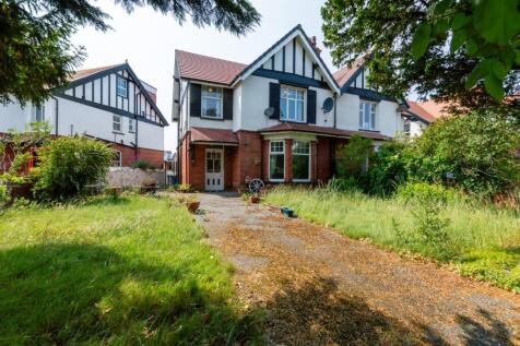 St. Marys Road, Llandudno, Conwy, LL30 5 bed semi
