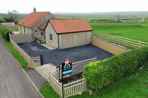 Pickering YO18 3 bed detached bungalow for sale