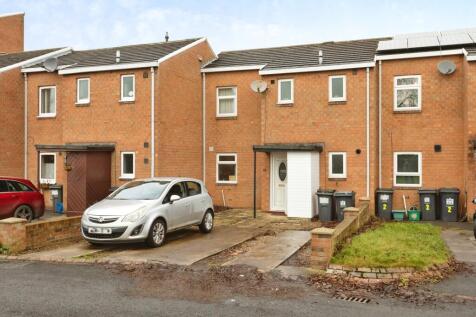 3 bedroom terraced house for sale