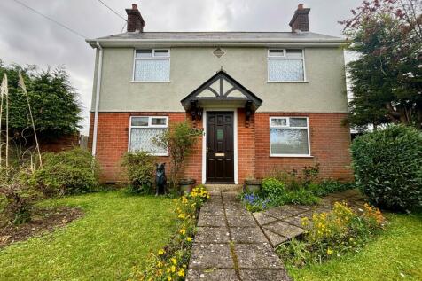 3 bedroom detached house for sale