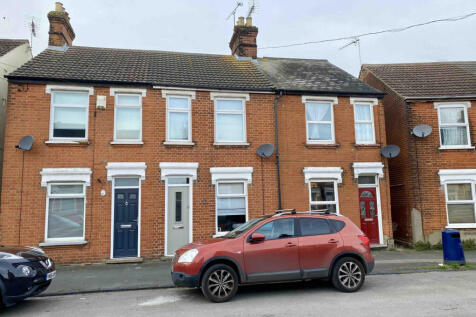 King Street, Felixstowe, IP11 2 bed terraced house for sale