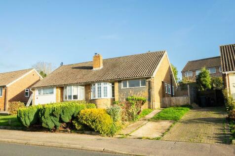 2 bedroom semi-detached bungalow for sale