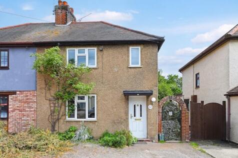 Rodney Road, Ongar, CM5 9HN 3 bed semi