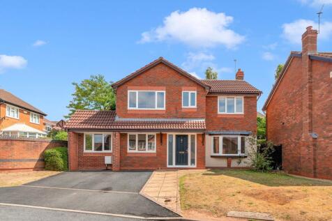 Bridgewater Drive, Wombourne, WV5 4 bed detached house for sale