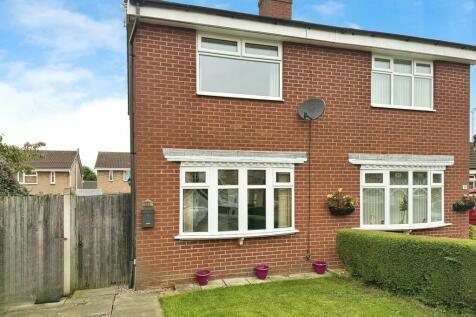 2 bedroom semi-detached house for sale