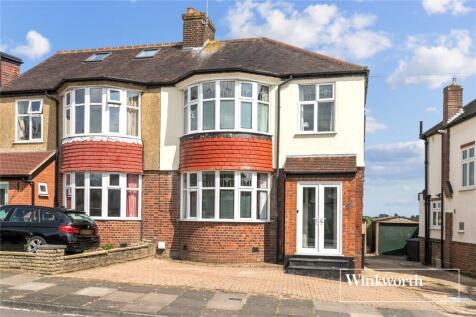 Woodfall Avenue, High Barnet, EN5 3 bed semi