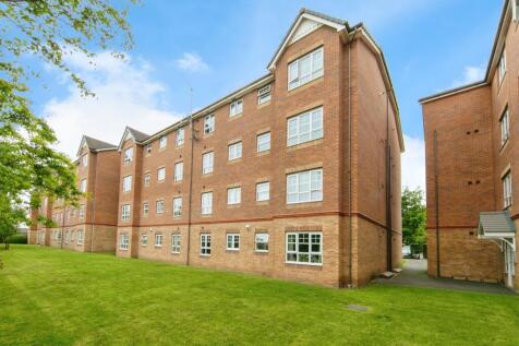 3 bedroom flat for sale