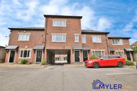 Lodge Place, Widnes, WA8 2 bed apartment for sale