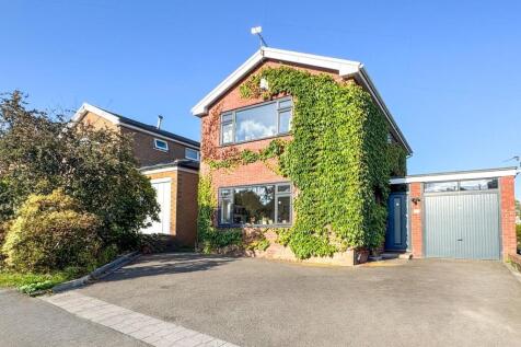 Elnup Avenue, Shevington, Wigan,WN6 8AT 3 bed detached house for sale