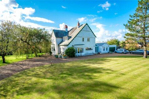 Lambs Road, Lancashire FY5 4 bed detached house for sale