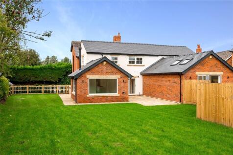 4 bedroom semi-detached house for sale